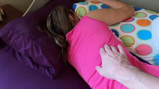 Ata wakes падчерицу səhərlər öz böyük üzvü