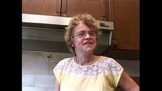 Fy ceiliog cant i wrthsefyll y swyn anorchfygol o aeddfed slut! Vol. 8