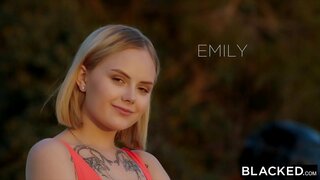 ���ိုးသူမအားလပ်ရက်အပေါ်နှင့်လိုဆက်ဆံဖို့အချို့သောဘီဘီစီ