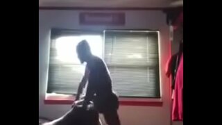 Вид на опседнат сакам да Окленд